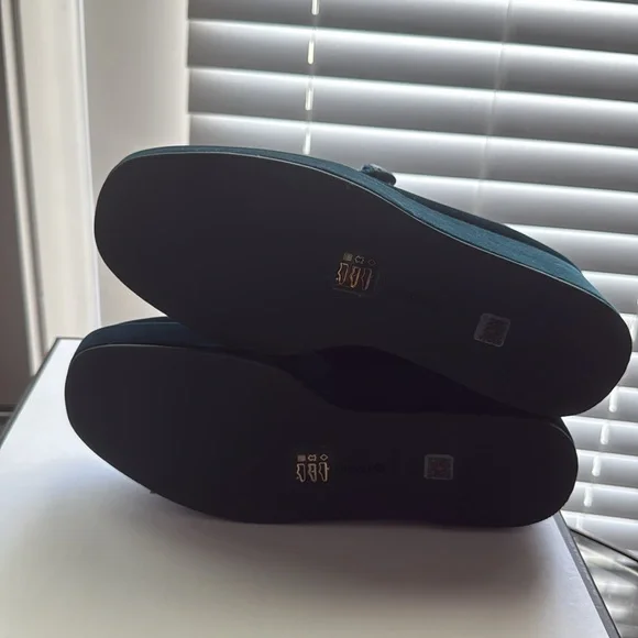 Larroude Blair Flatform Mary Janes new with box color deepsea velvet teal - Picture 2 of 8